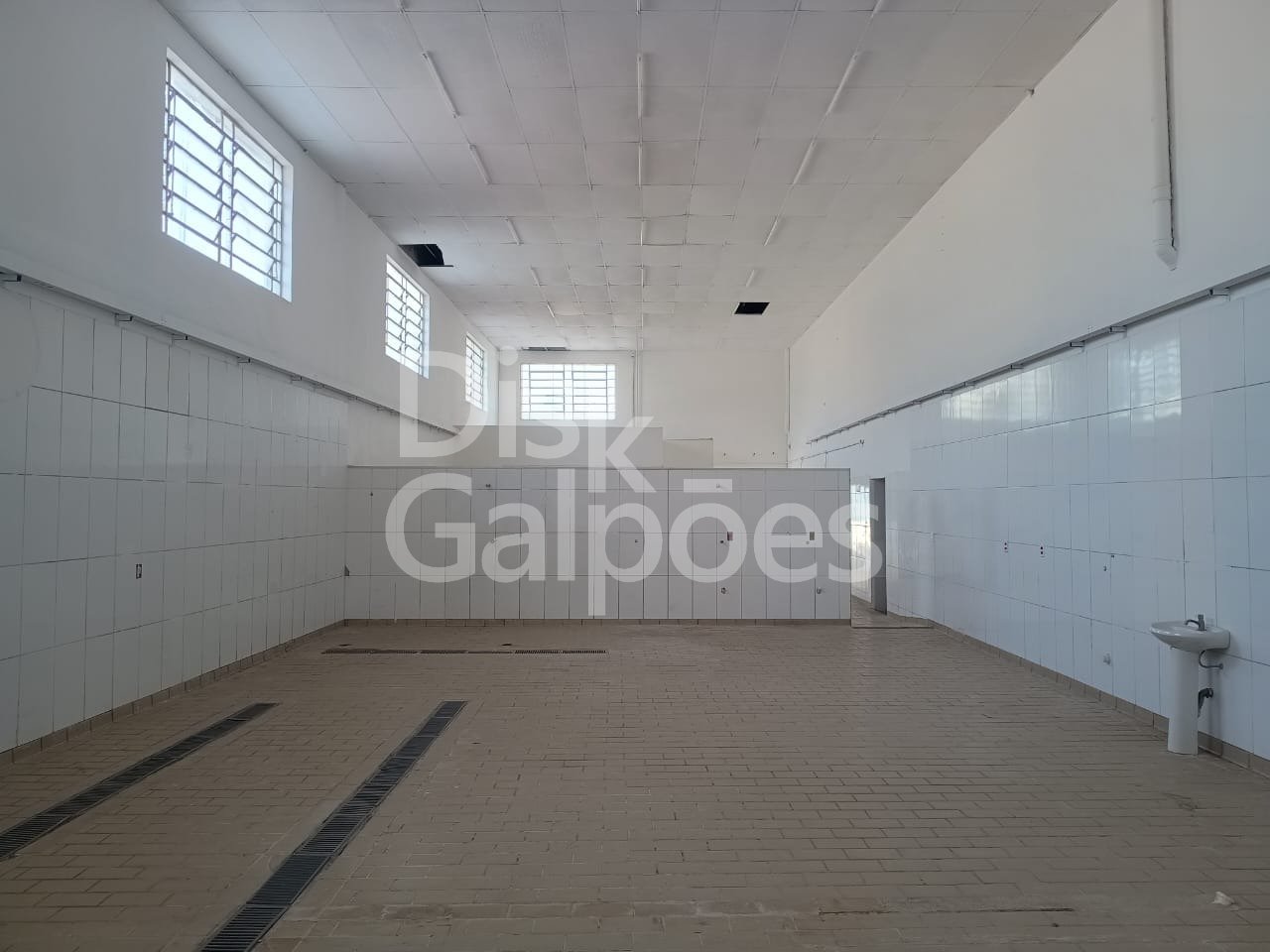 Galpão Industrial para locação – Centro