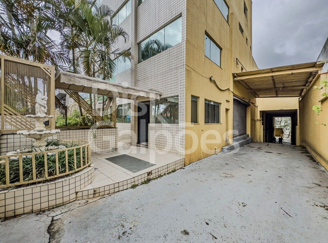 Galpão Industrial para locação e venda – Centro