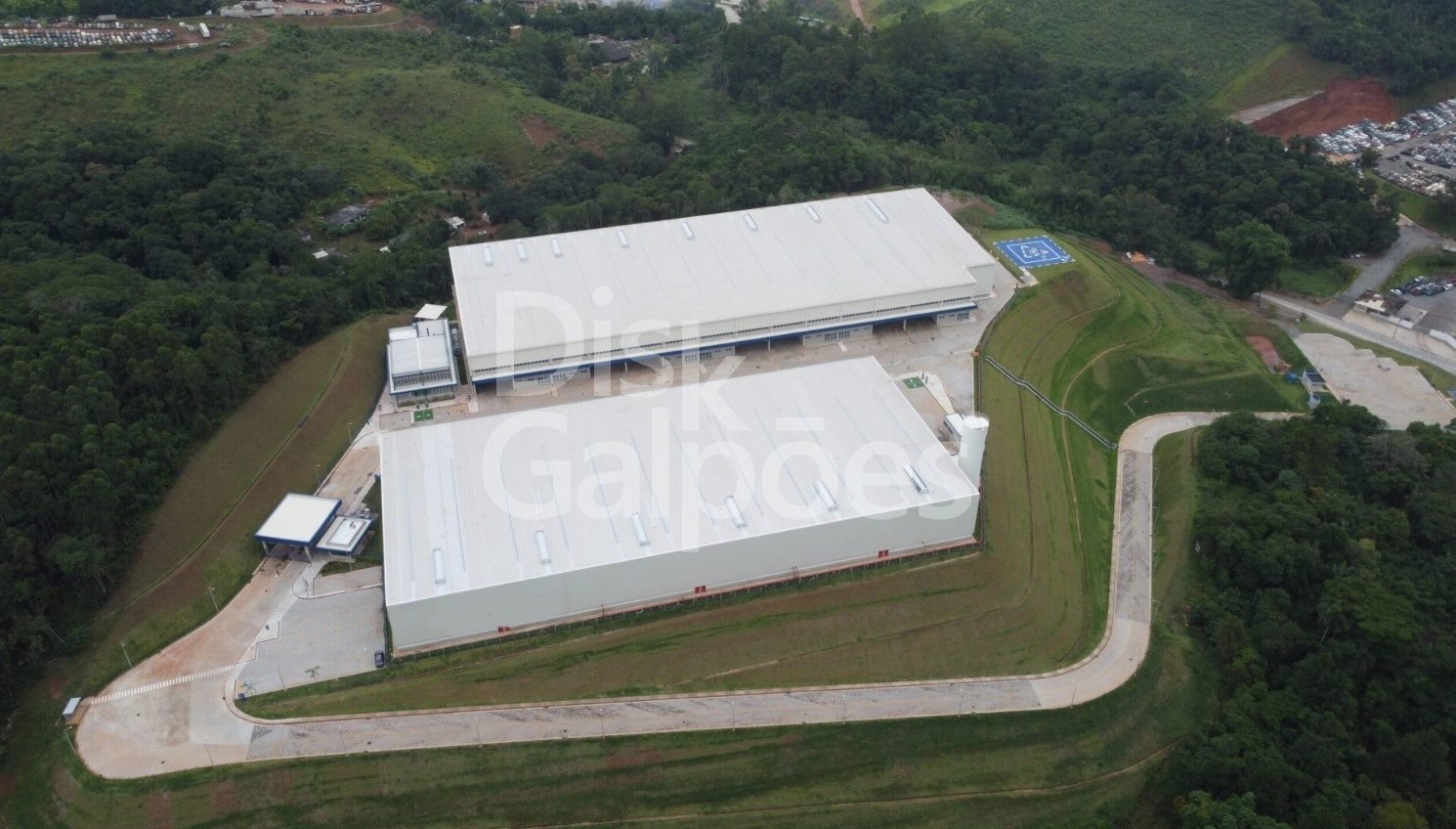 Galpão em Condomínio para locação – Ecoville