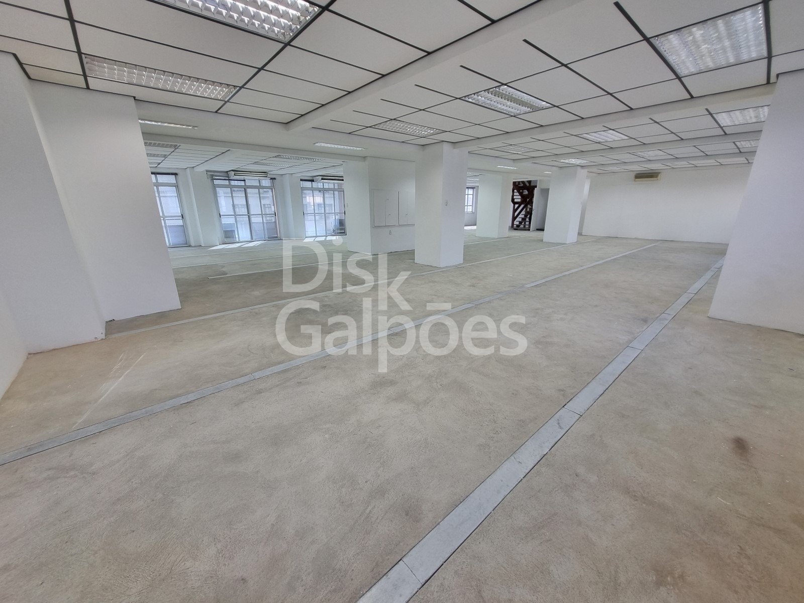 Sala e Conjunto para locação – Centro