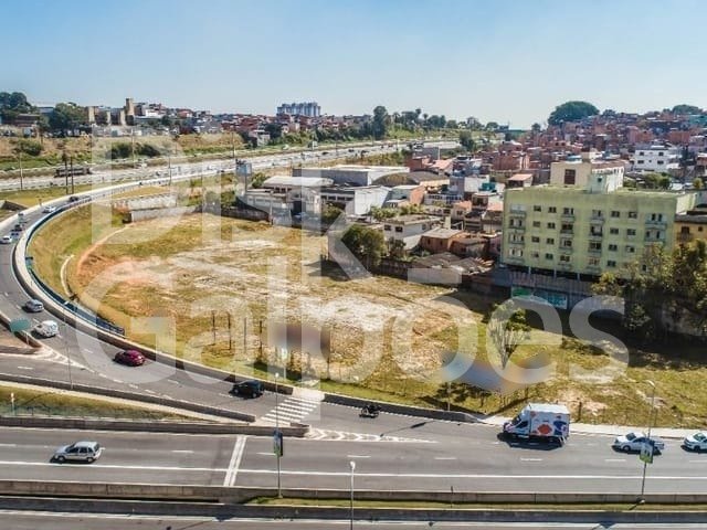 Terrenos e Áreas para locação – Centro