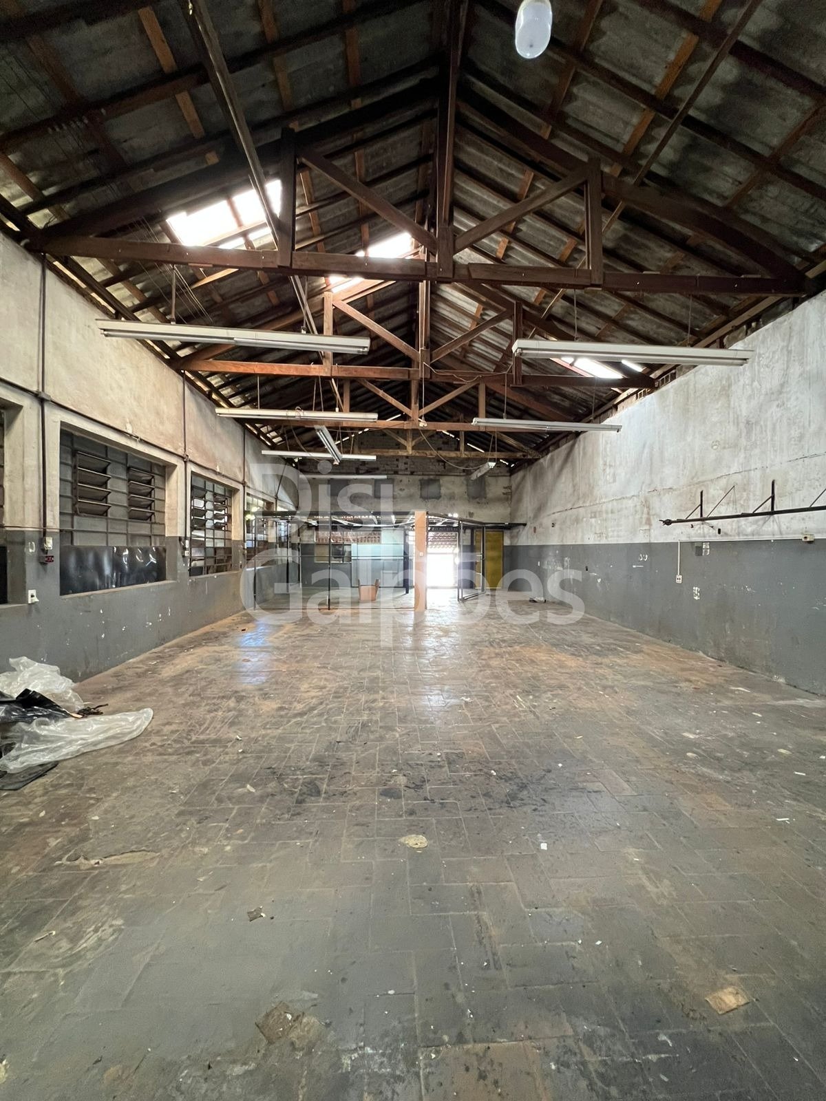 Galpão Industrial para locação – Planalto