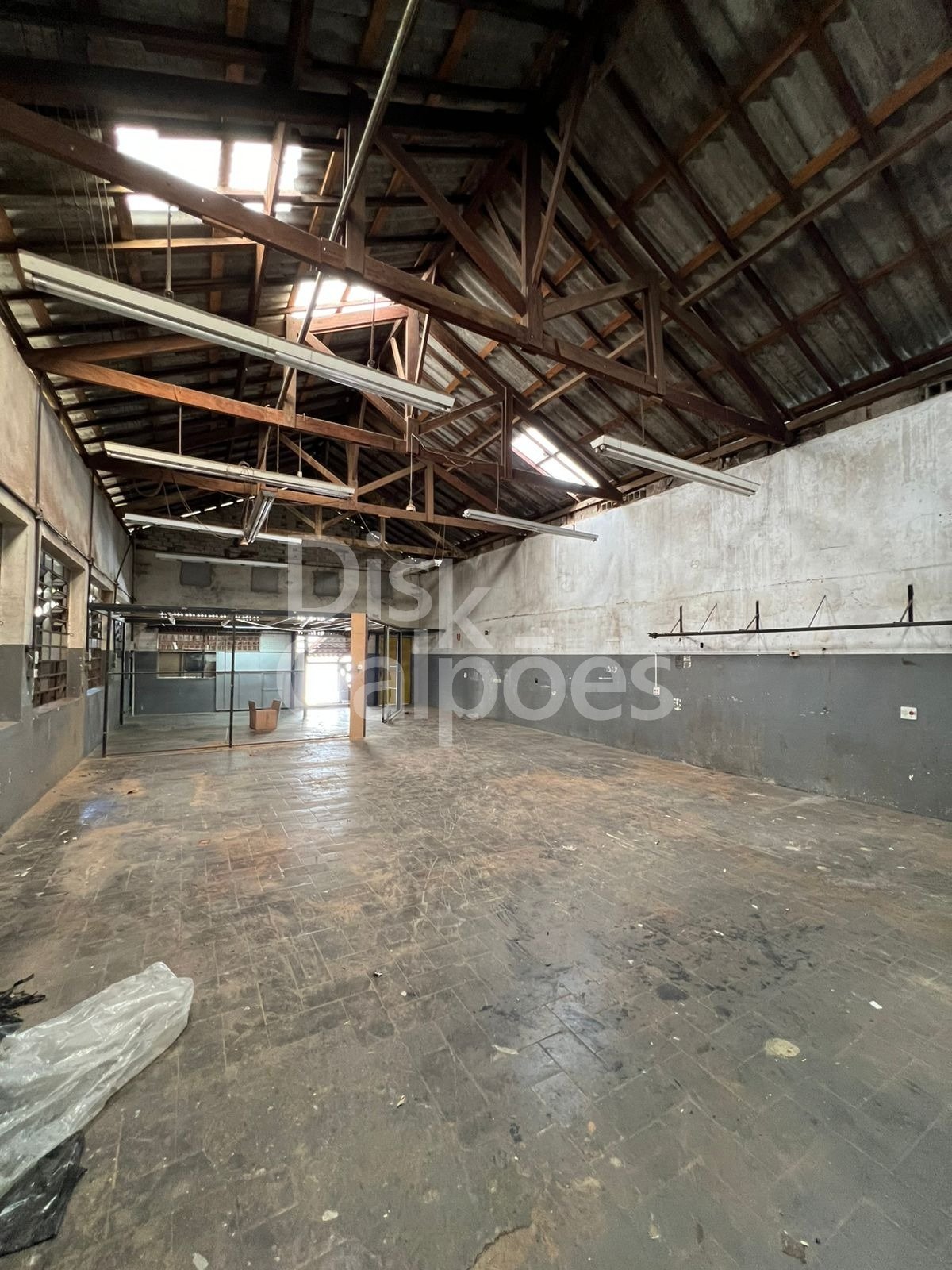 Galpão Industrial para locação – Planalto