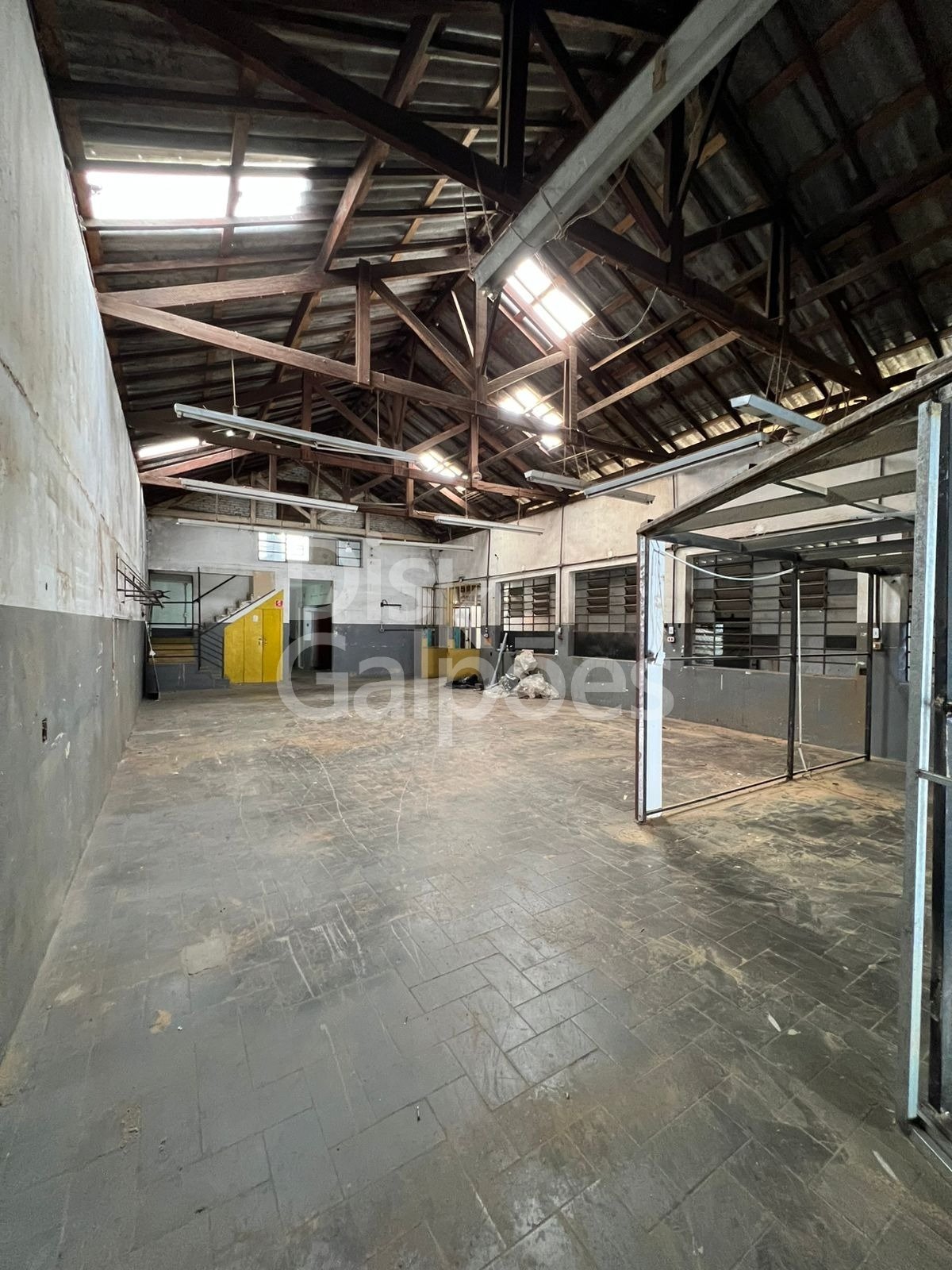 Galpão Industrial para locação – Planalto