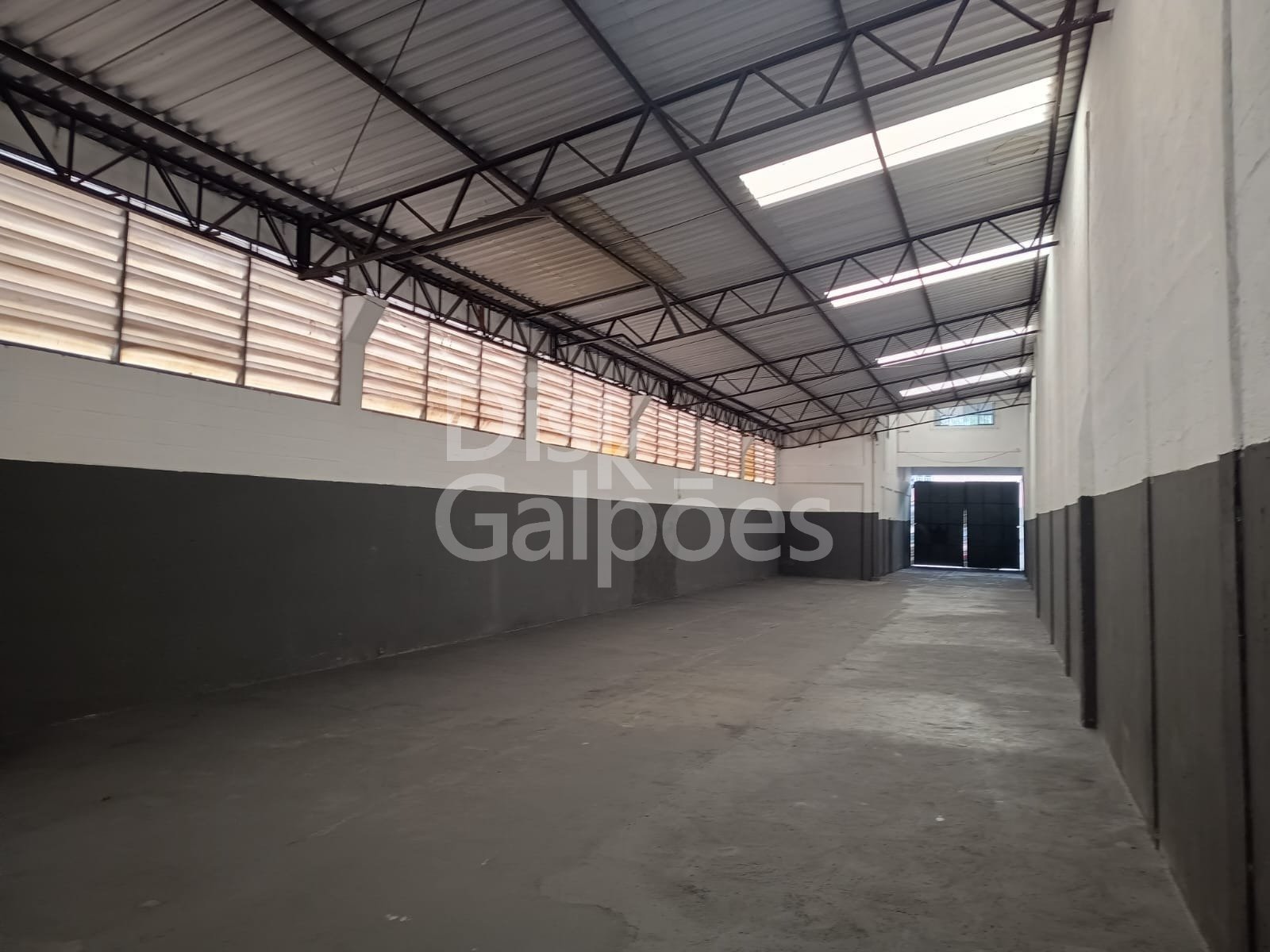 Galpão Industrial para locação – Canhema