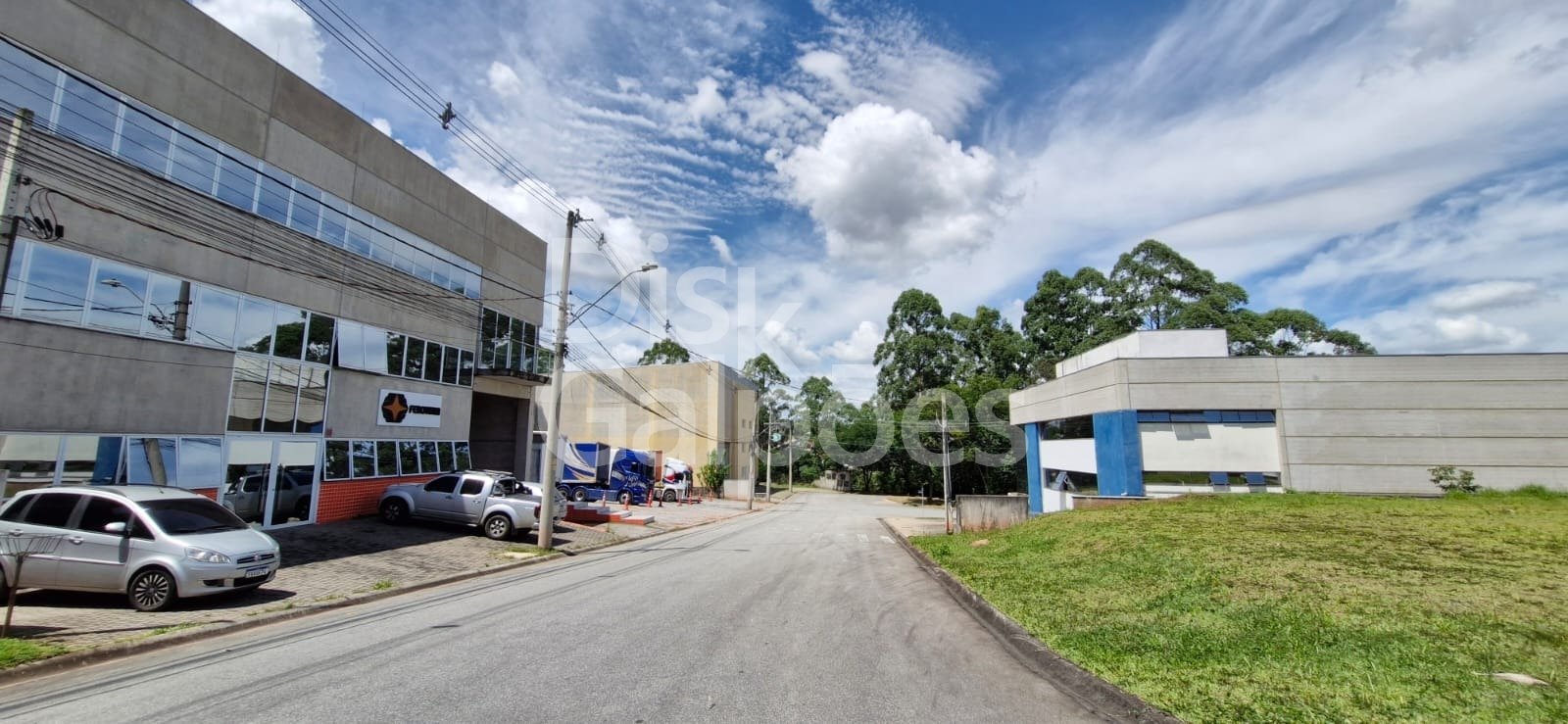 Terrenos e Áreas a venda – Jardim Helena Maria