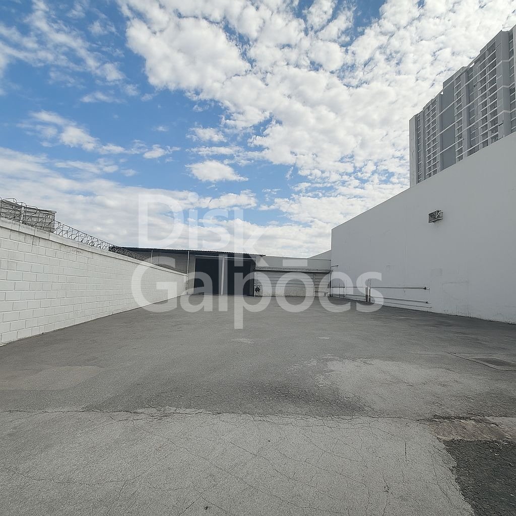 Galpão em Condomínio para locação – Lapa