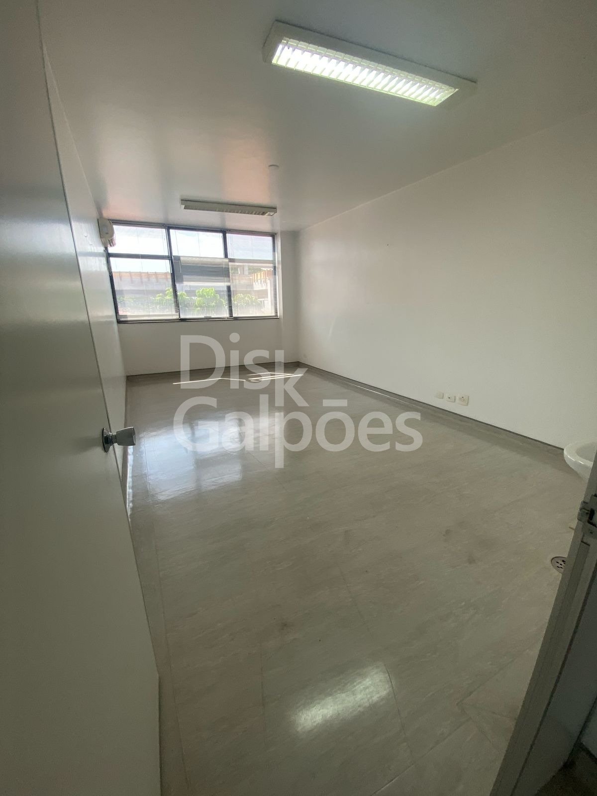 Galpão Comercial para locação – Indianópolis