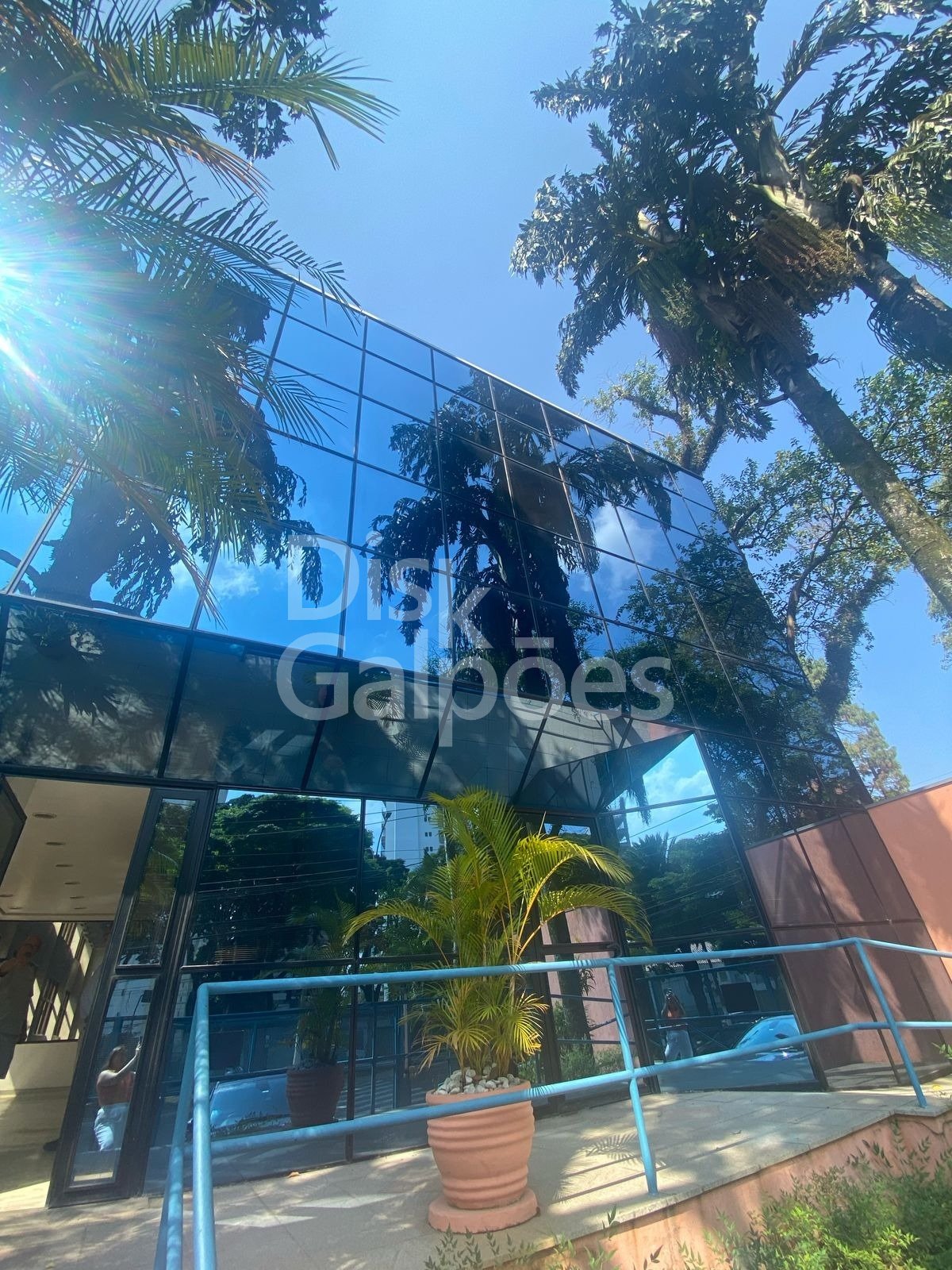 Galpão Comercial para locação – Indianópolis