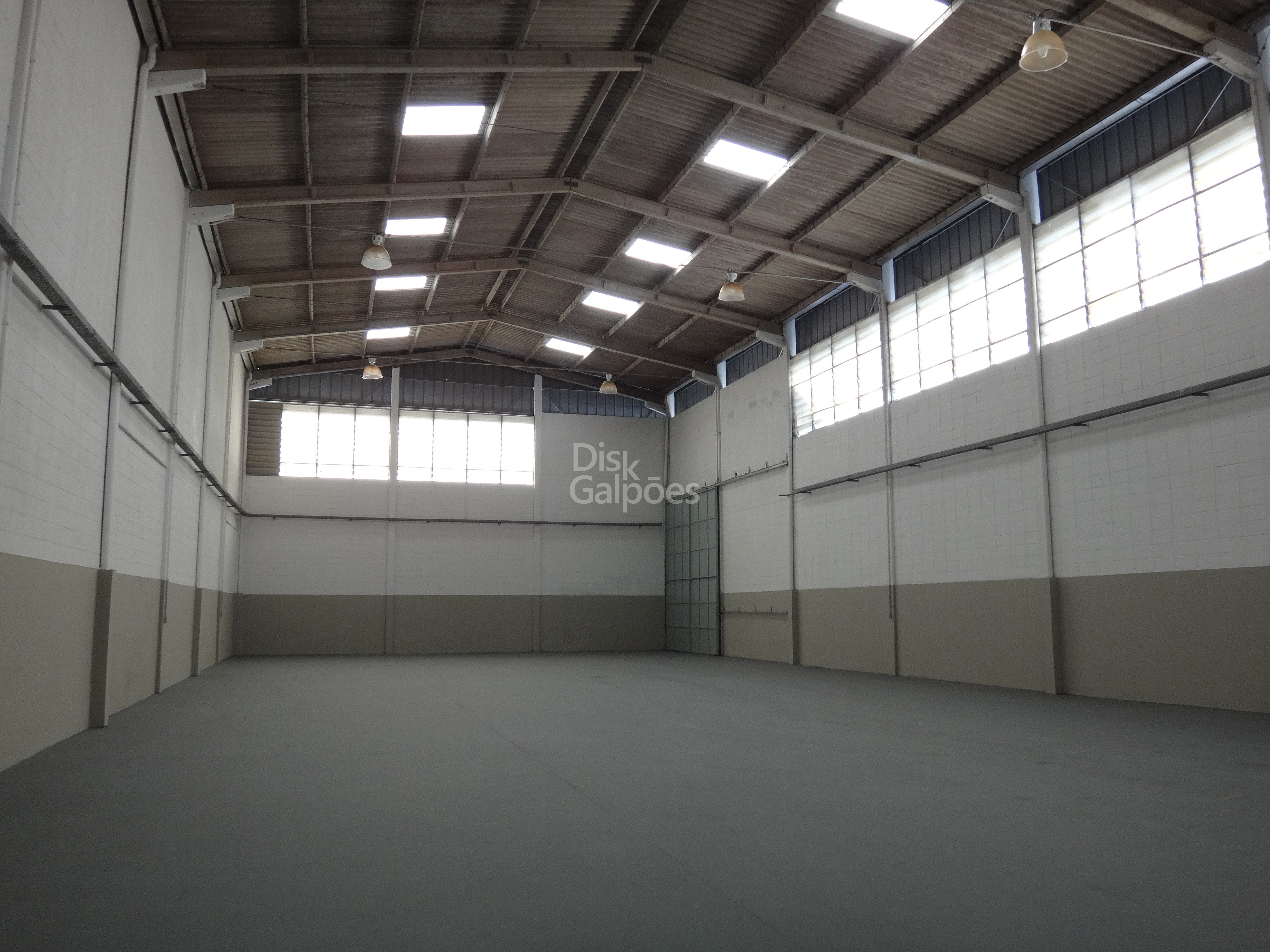 Galpão em Condomínio para locação – Parque Santana