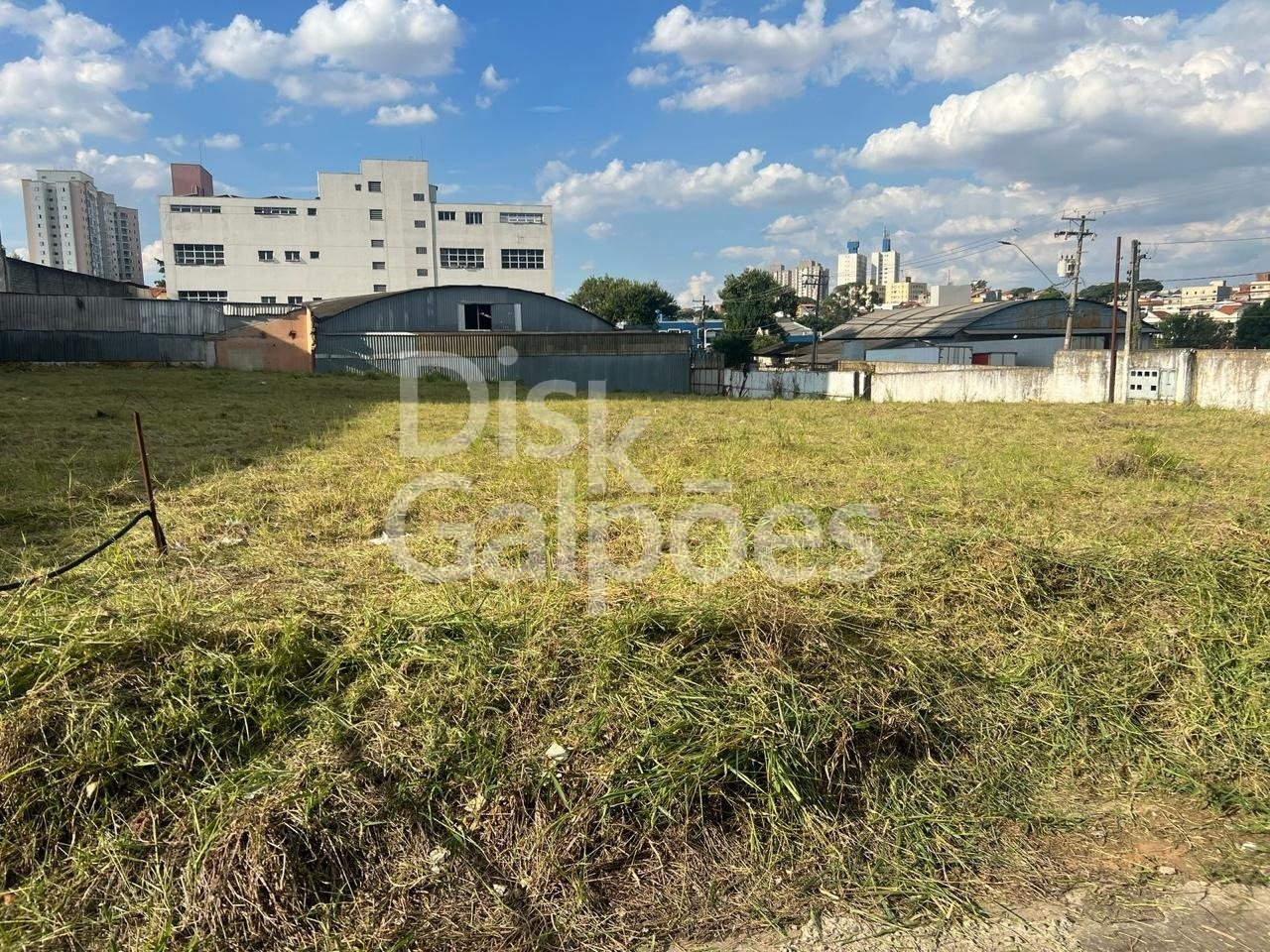 Terrenos e Áreas a venda – Taboão