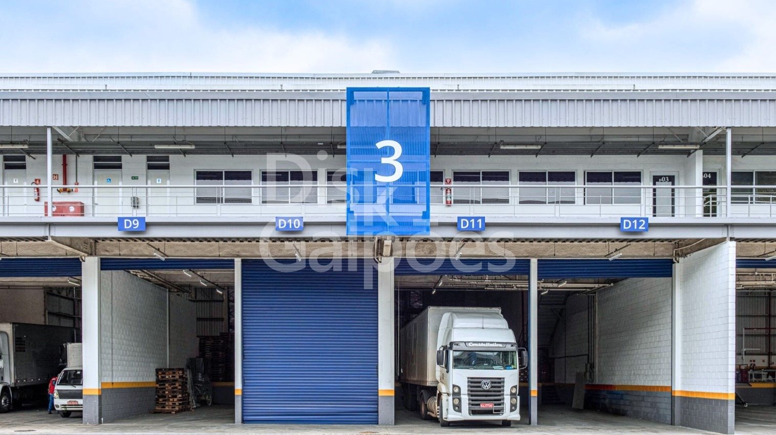 Galpão em Condomínio para locação – Vila Aeroporto