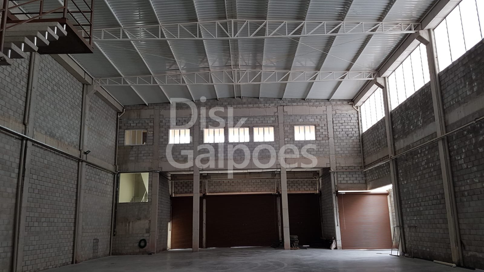 Galpão Industrial para locação – Bairro Do Carmo