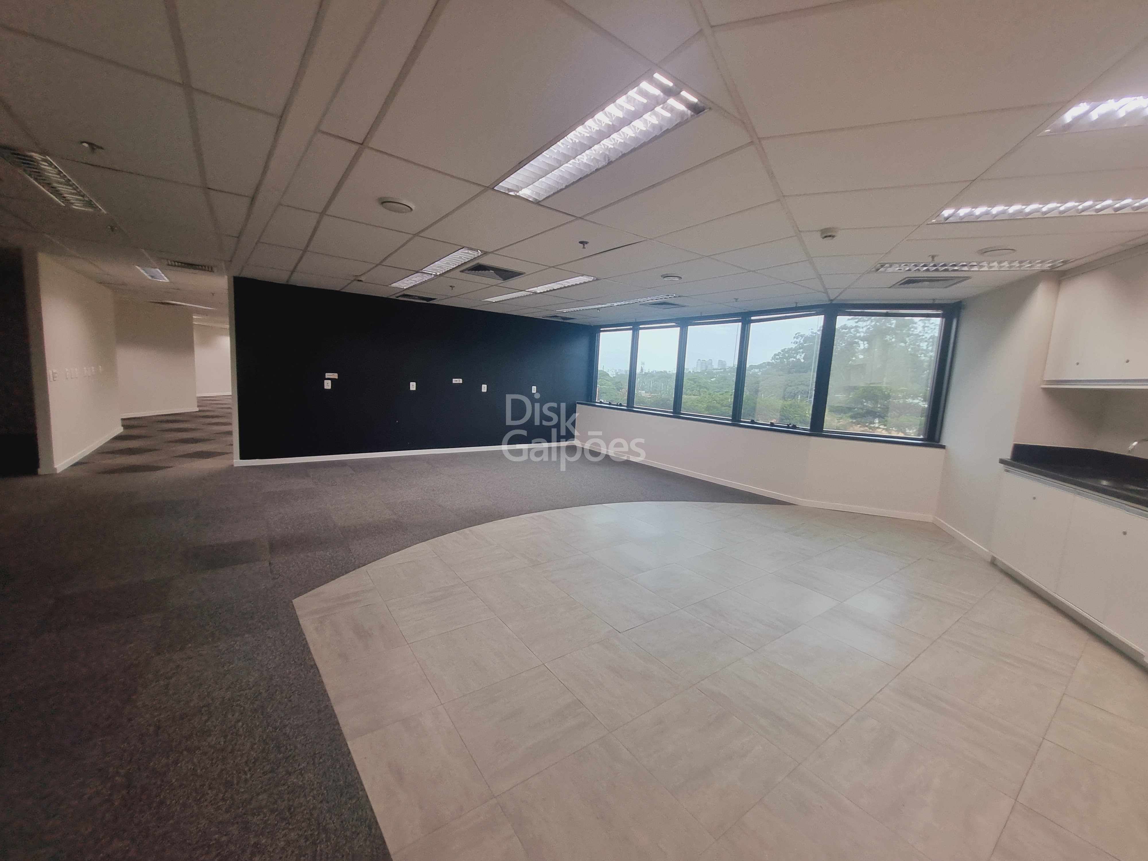Conjunto Comercial com 775m² para Aluguel e Venda – São Paulo