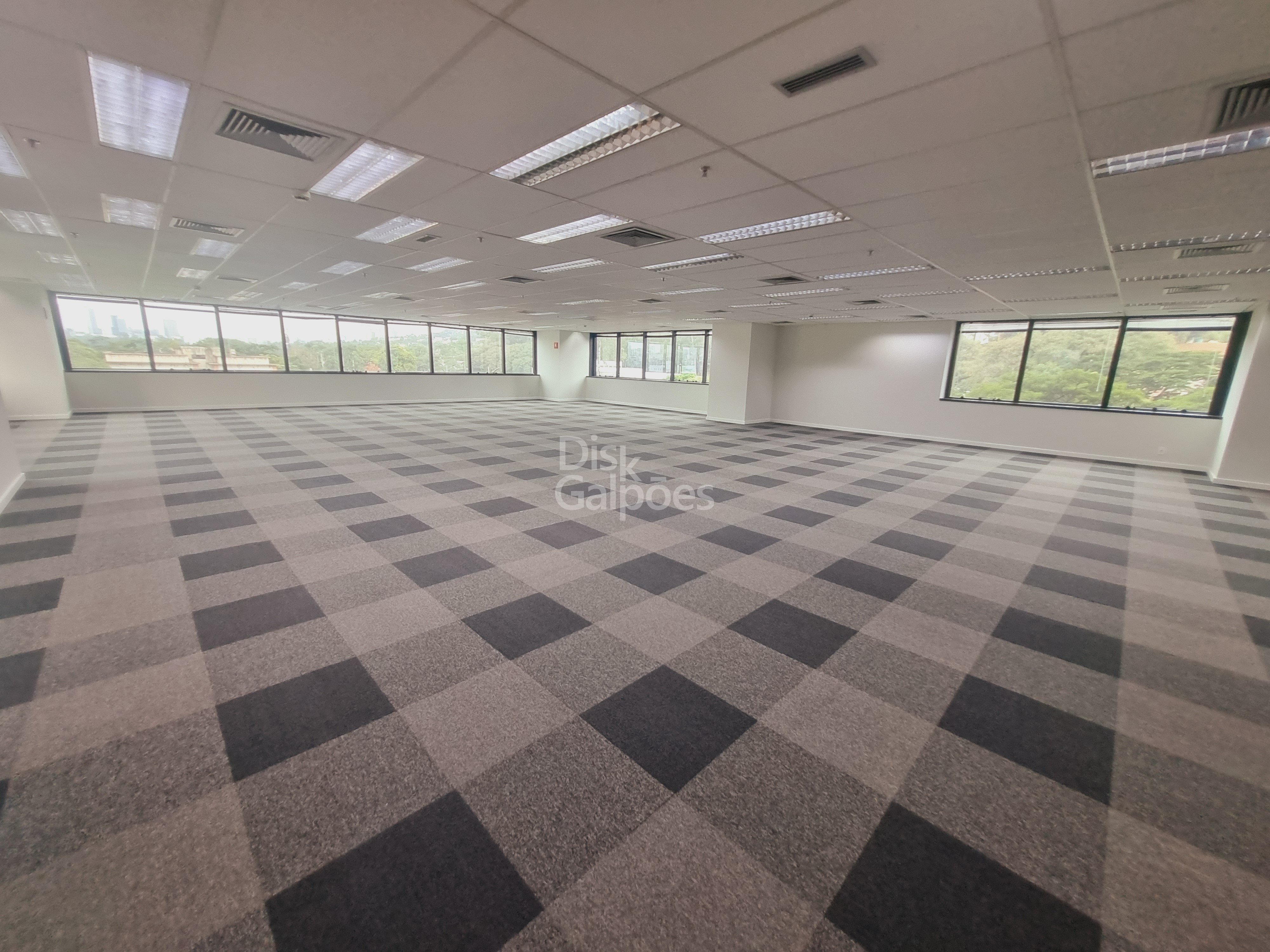 Conjunto Comercial com 775m² para Aluguel e Venda – São Paulo
