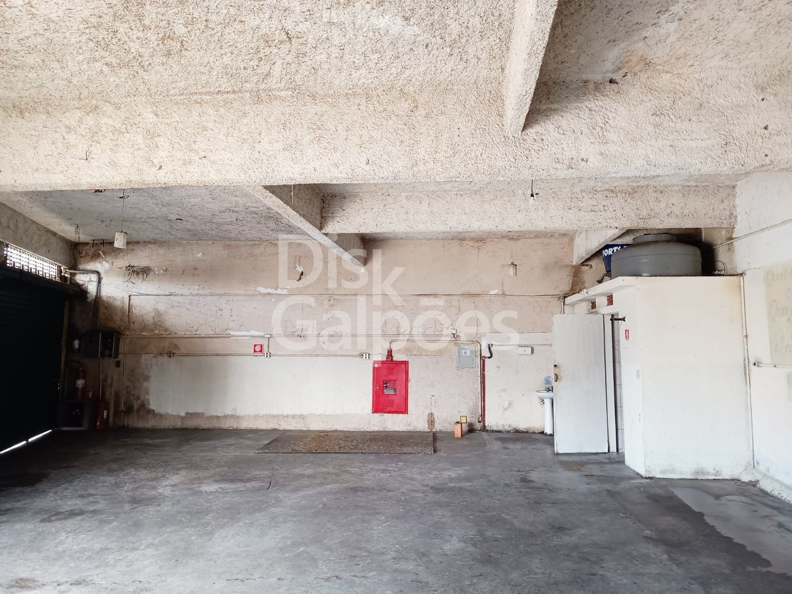 Galpão Comercial para locação – Centro