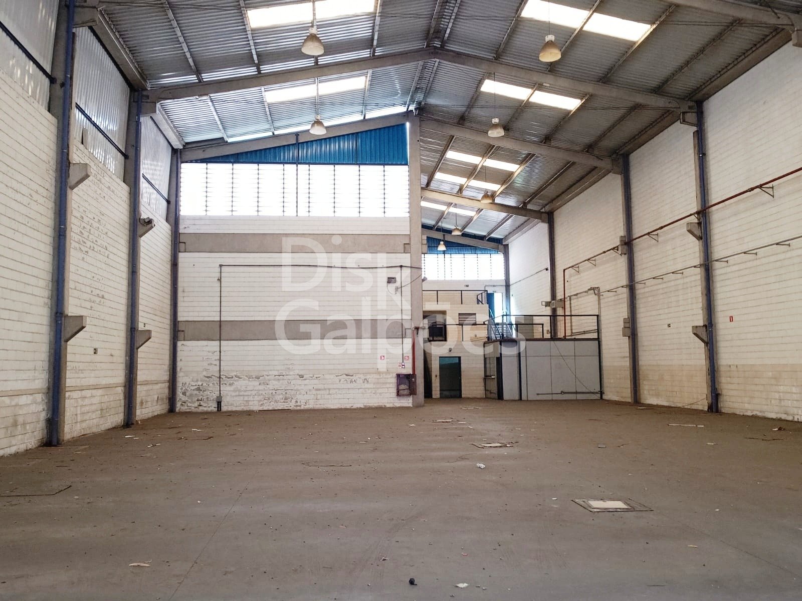 Galpão Comercial para locação e venda – Centro