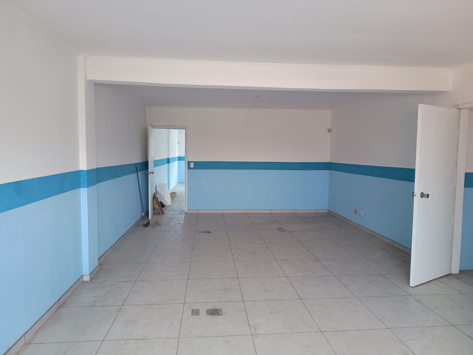 Galpão Industrial com 800m² para Aluguel e Venda – Diadema