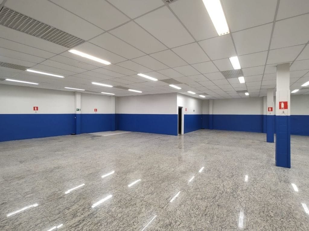 Galpão Comercial com 589m² para Aluguel – São Bernardo do Campo