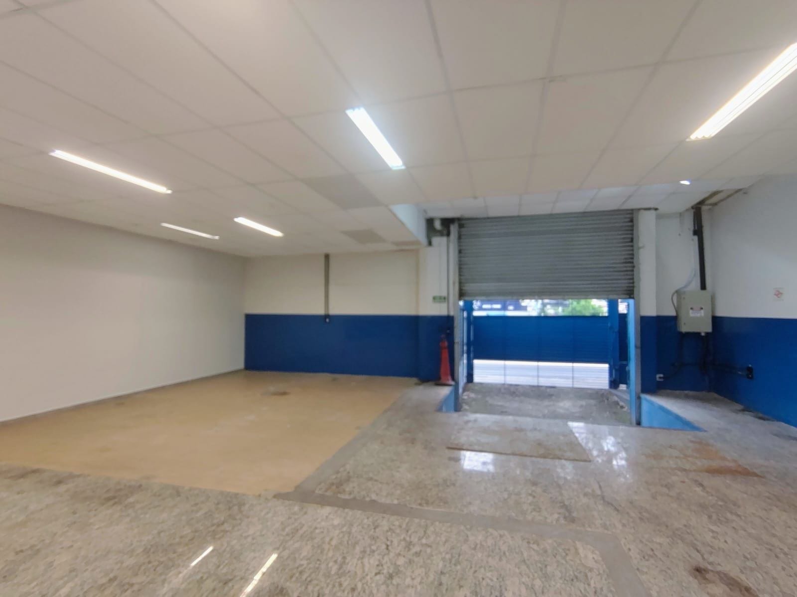 Galpão Comercial com 589m² para Aluguel – São Bernardo do Campo