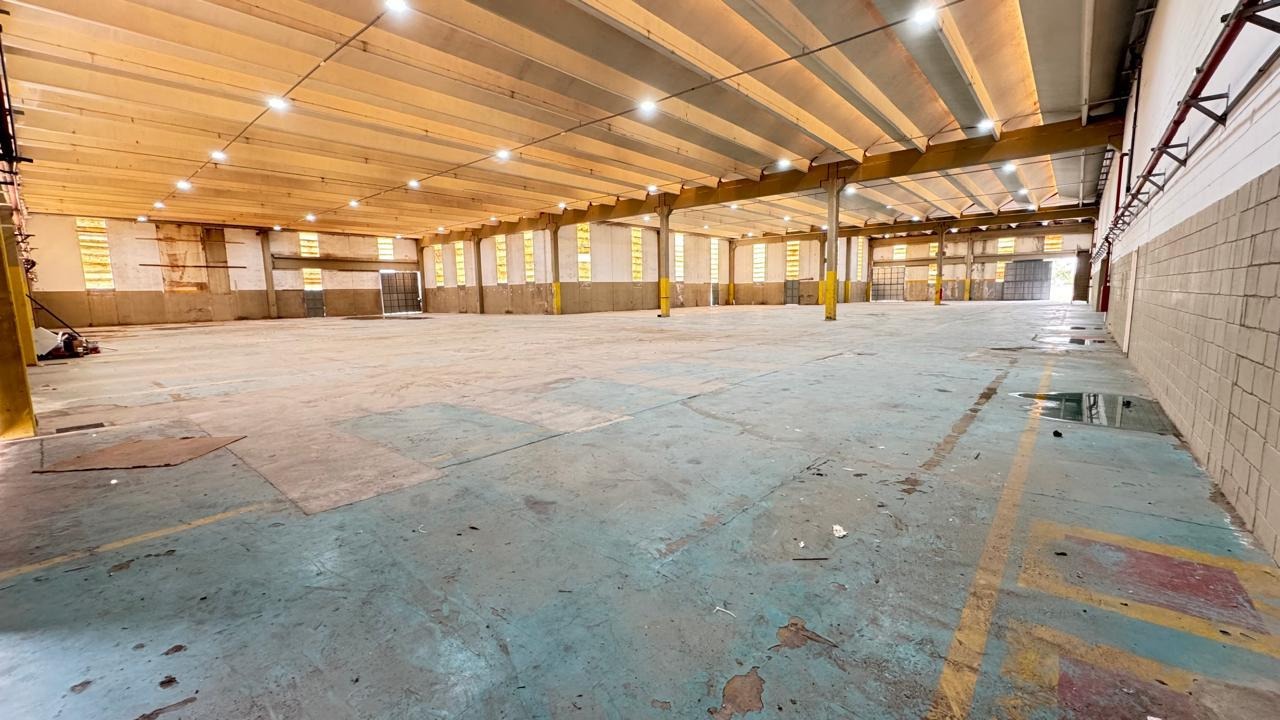 Galpão Industrial com 4000m² para Aluguel – Osasco