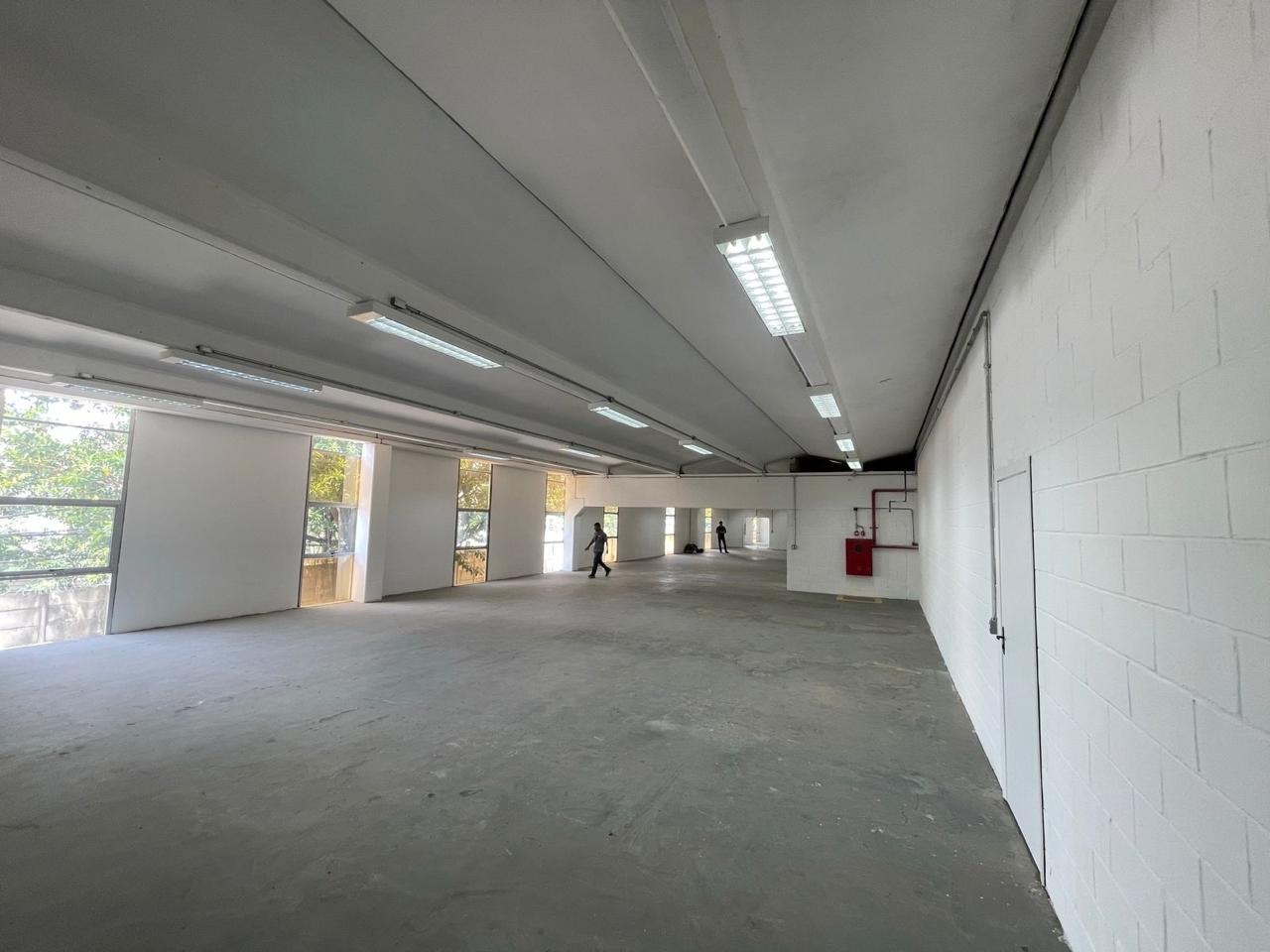 Galpão Industrial com 4000m² para Aluguel – Osasco