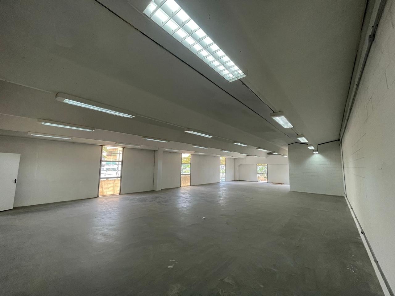 Galpão Industrial com 4000m² para Aluguel – Osasco