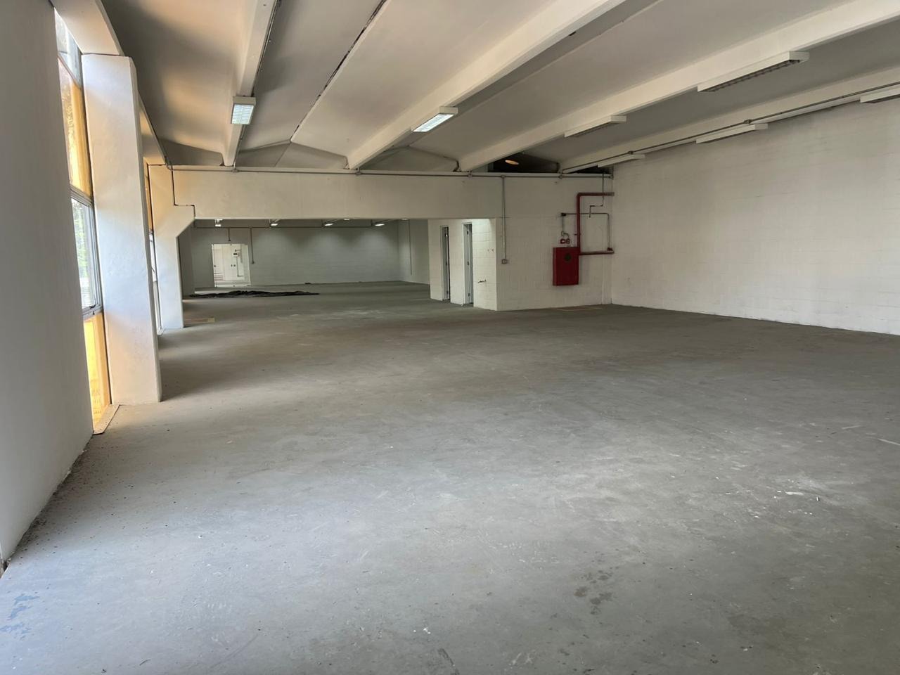 Galpão Industrial com 4000m² para Aluguel – Osasco