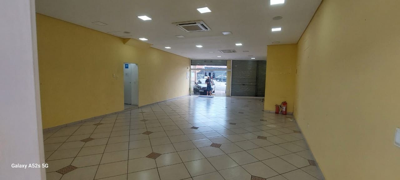 Salão Comercial com 120m² para Aluguel – Diadema