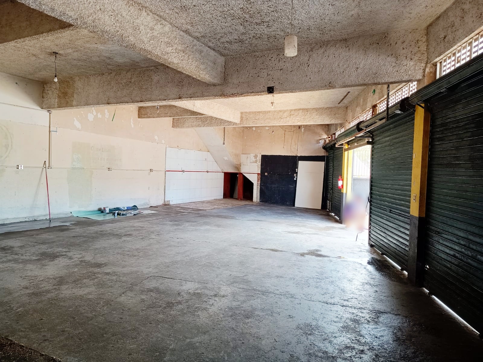 Galpão Comercial com 75.68m² para Aluguel – Diadema