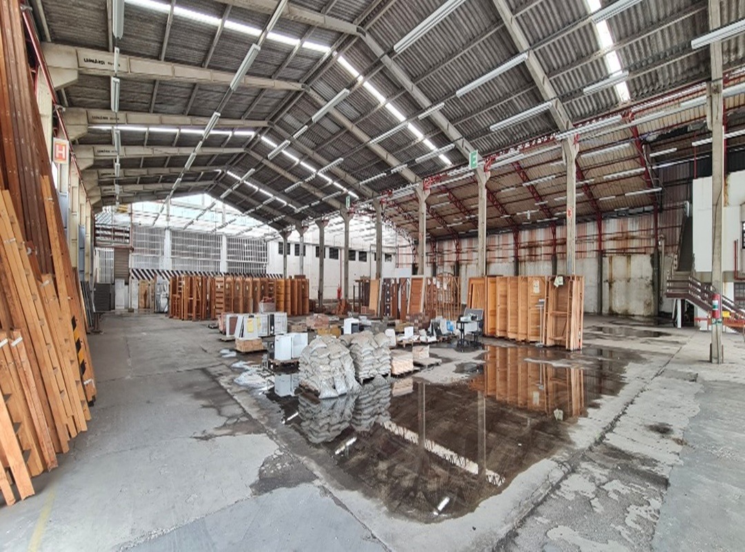 Galpão Comercial com 9287.4m² para Aluguel e Venda – Santo André