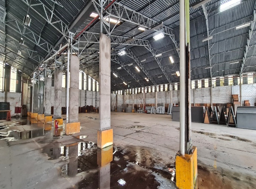 Galpão Comercial com 9287.4m² para Aluguel e Venda – Santo André