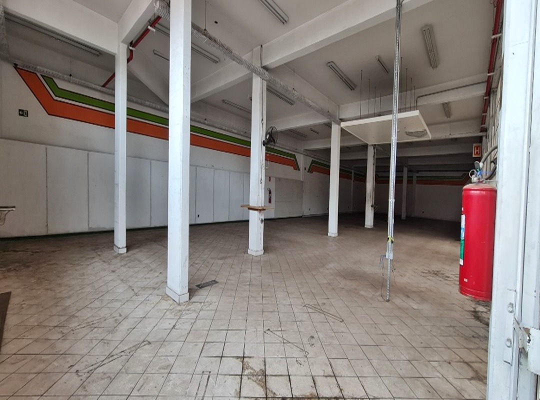 Galpão Comercial com 9287.4m² para Aluguel e Venda – Santo André