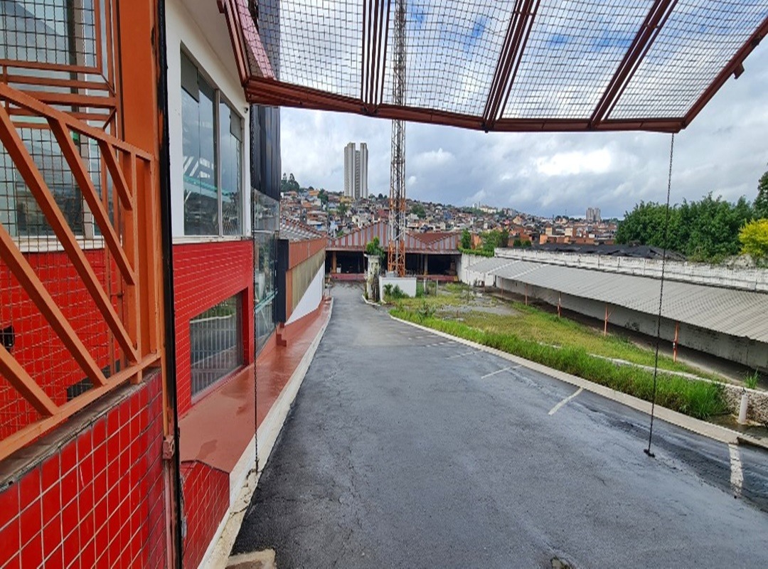 Galpão Comercial com 9287.4m² para Aluguel e Venda – Santo André