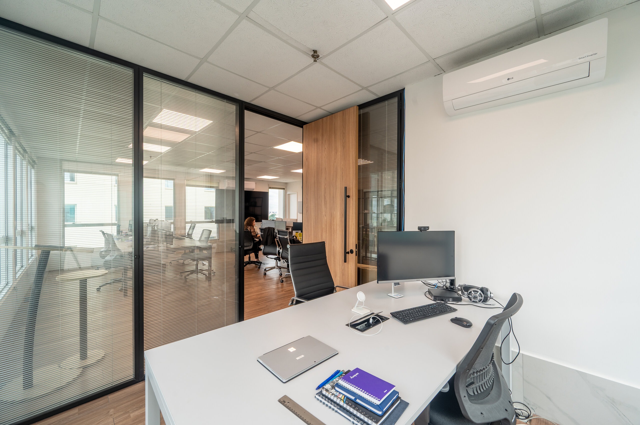 Conjunto Comercial com 310.36m² para Venda – São Paulo