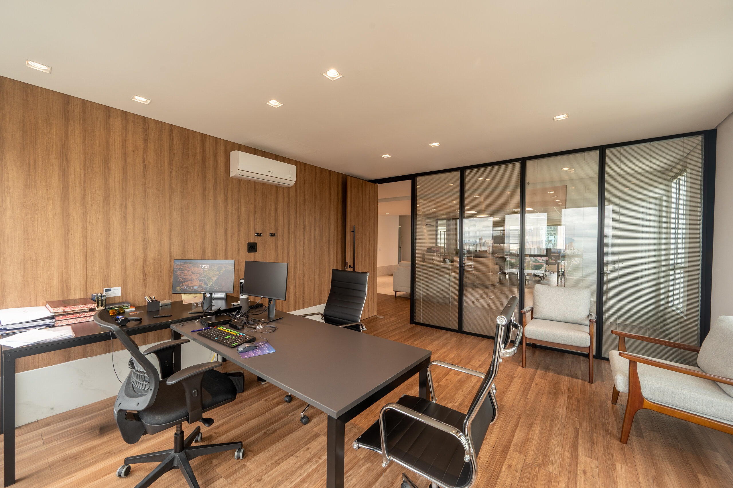 Conjunto Comercial com 310.36m² para Venda – São Paulo