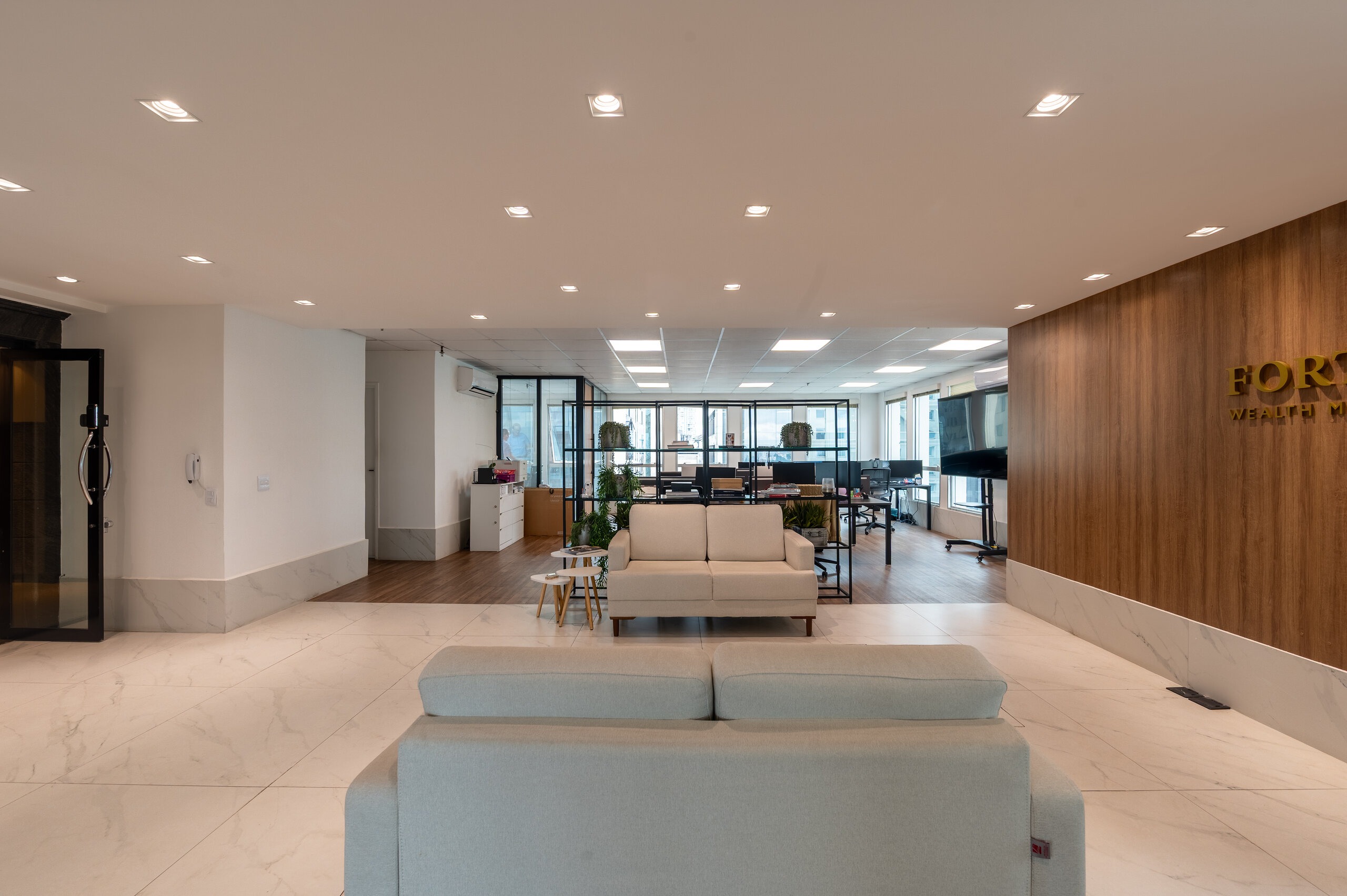 Conjunto Comercial com 310.36m² para Venda – São Paulo