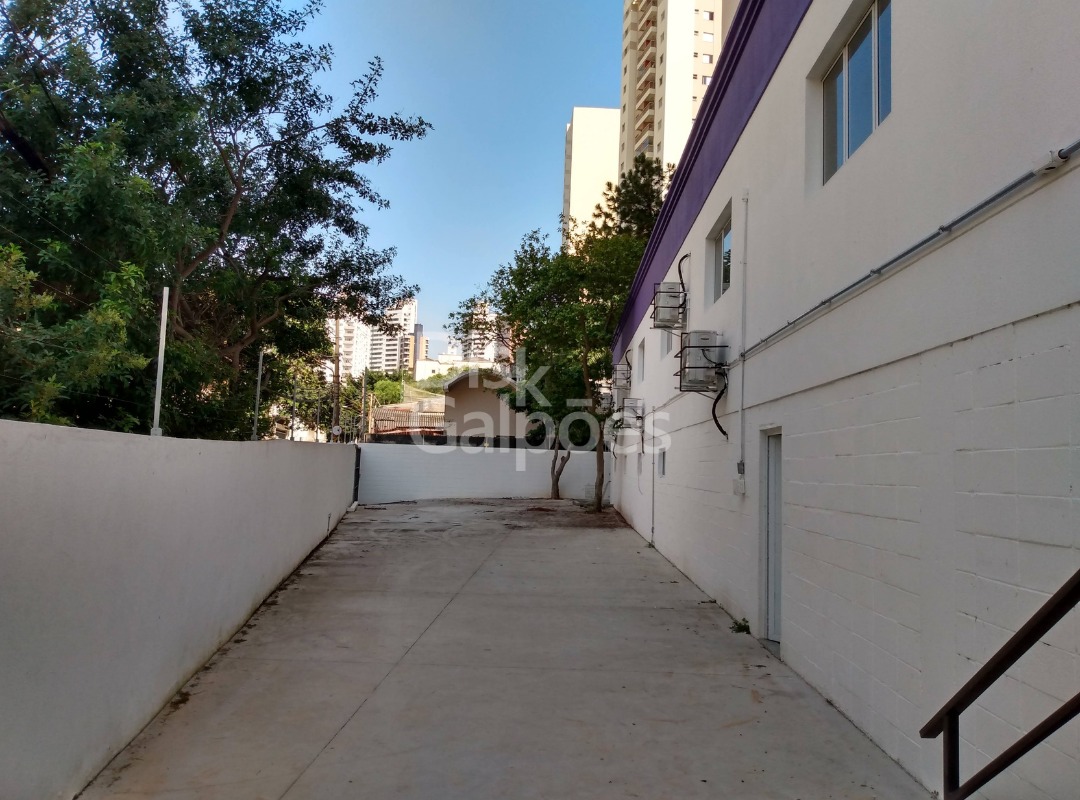 Galpão Comercial com 710m² para Venda – São Paulo