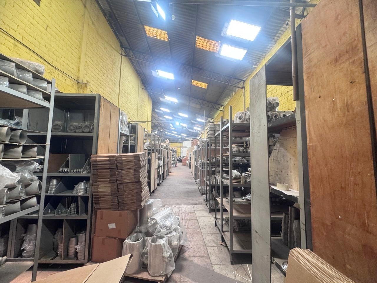 Galpão Industrial com 2380m² para Aluguel e Venda – São Paulo