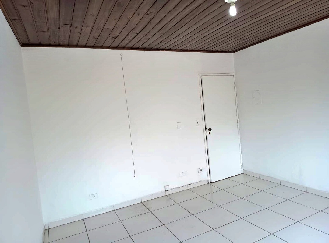 Sala Comercial com 22.98m² para Aluguel – Diadema