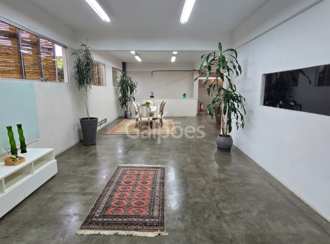Galpão Comercial com 1200m² para Aluguel e Venda – São Paulo