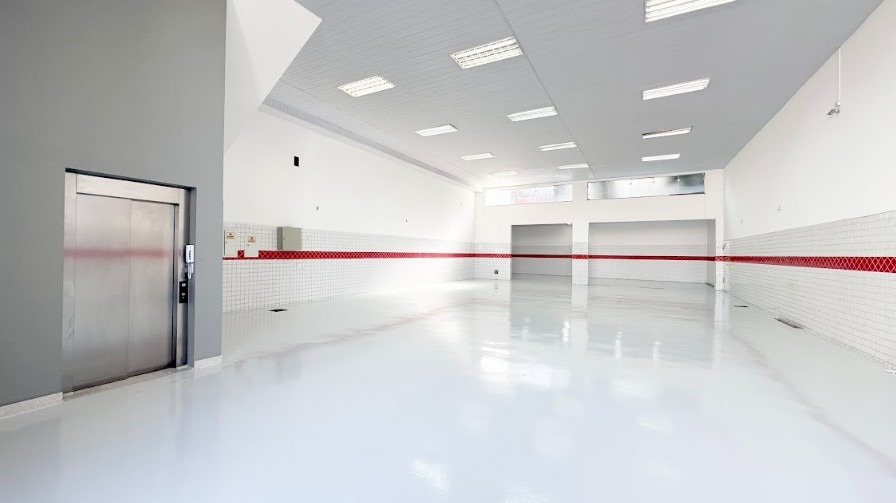 Galpão Comercial com 601.08m² para Venda – Santo André