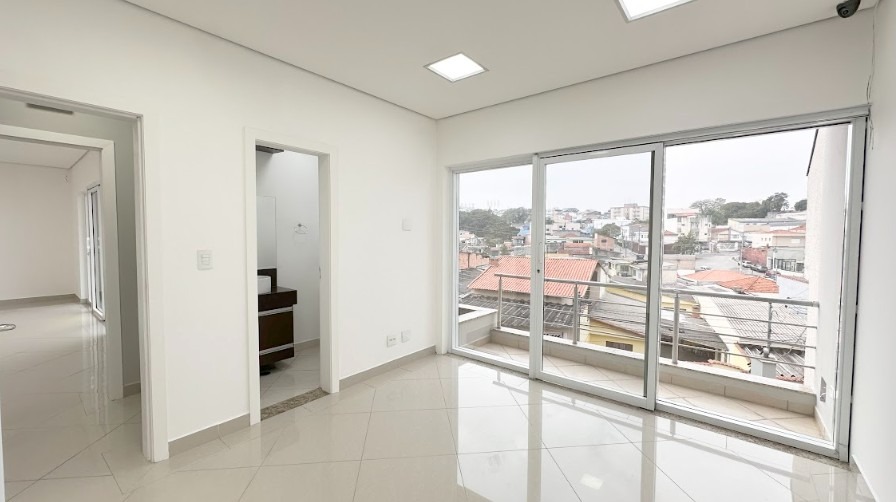 Galpão Comercial com 601.08m² para Venda – Santo André