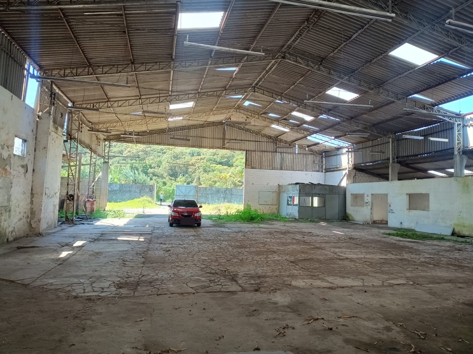Galpão Comercial com 928.59m² para Venda – São Bernardo do Campo