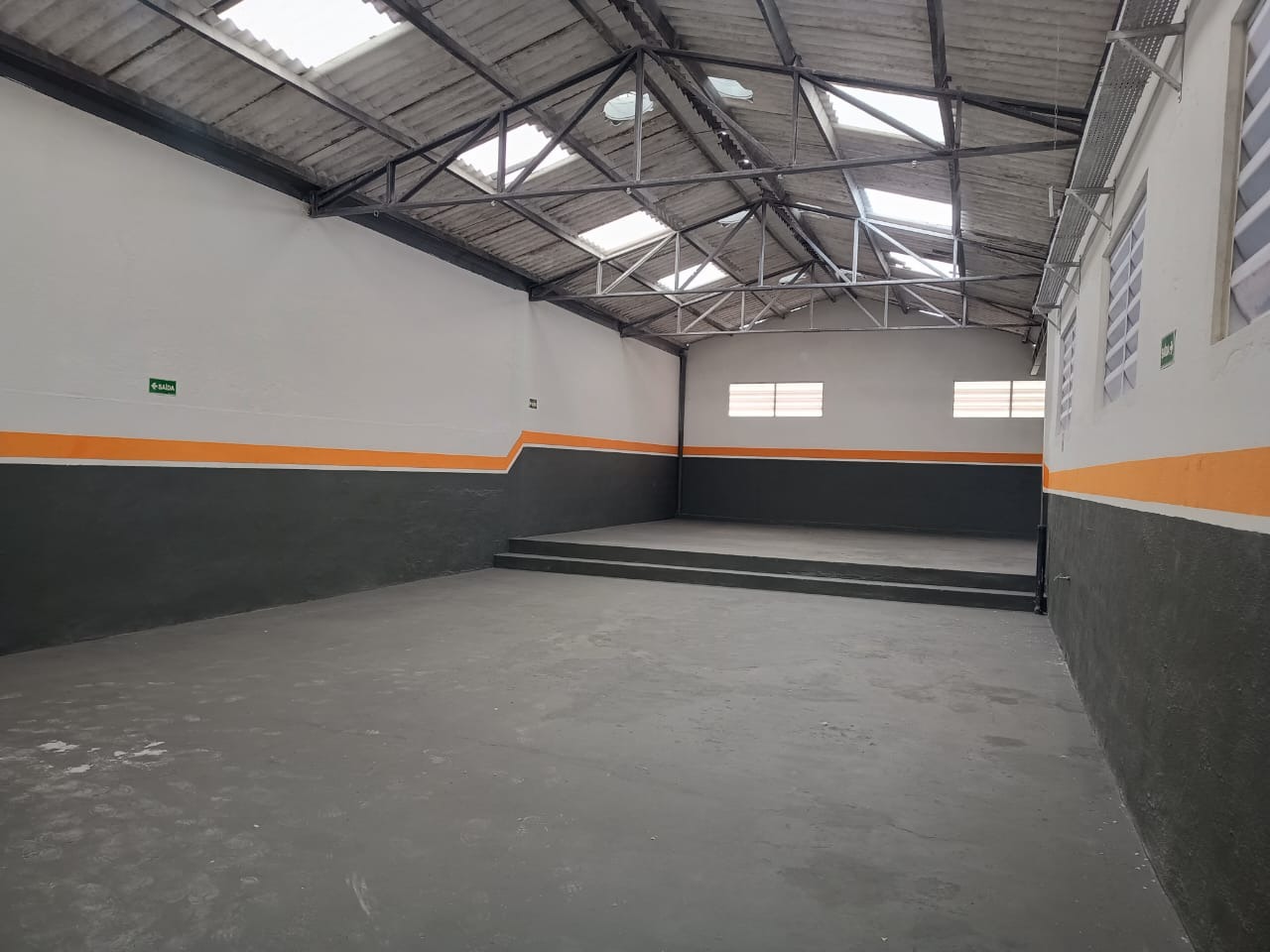 Galpão Industrial com 448.4m² para Aluguel – Diadema