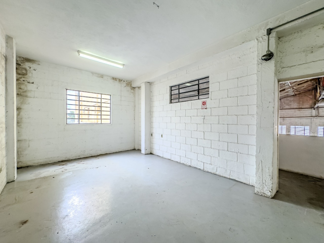 Galpão Industrial com 2942m² para Aluguel e Venda – Diadema