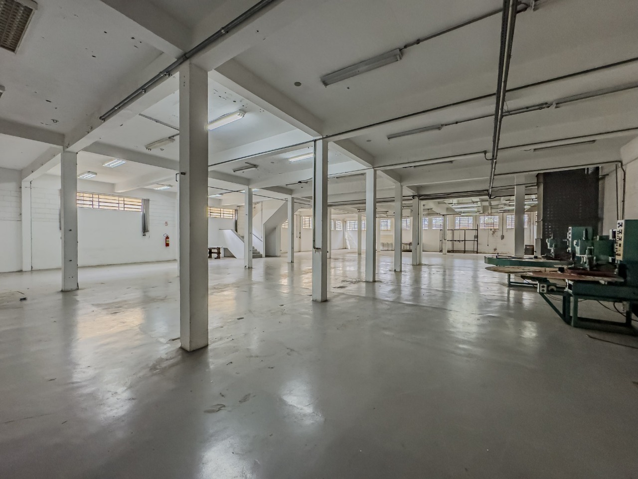 Galpão Industrial com 2942m² para Aluguel e Venda – Diadema