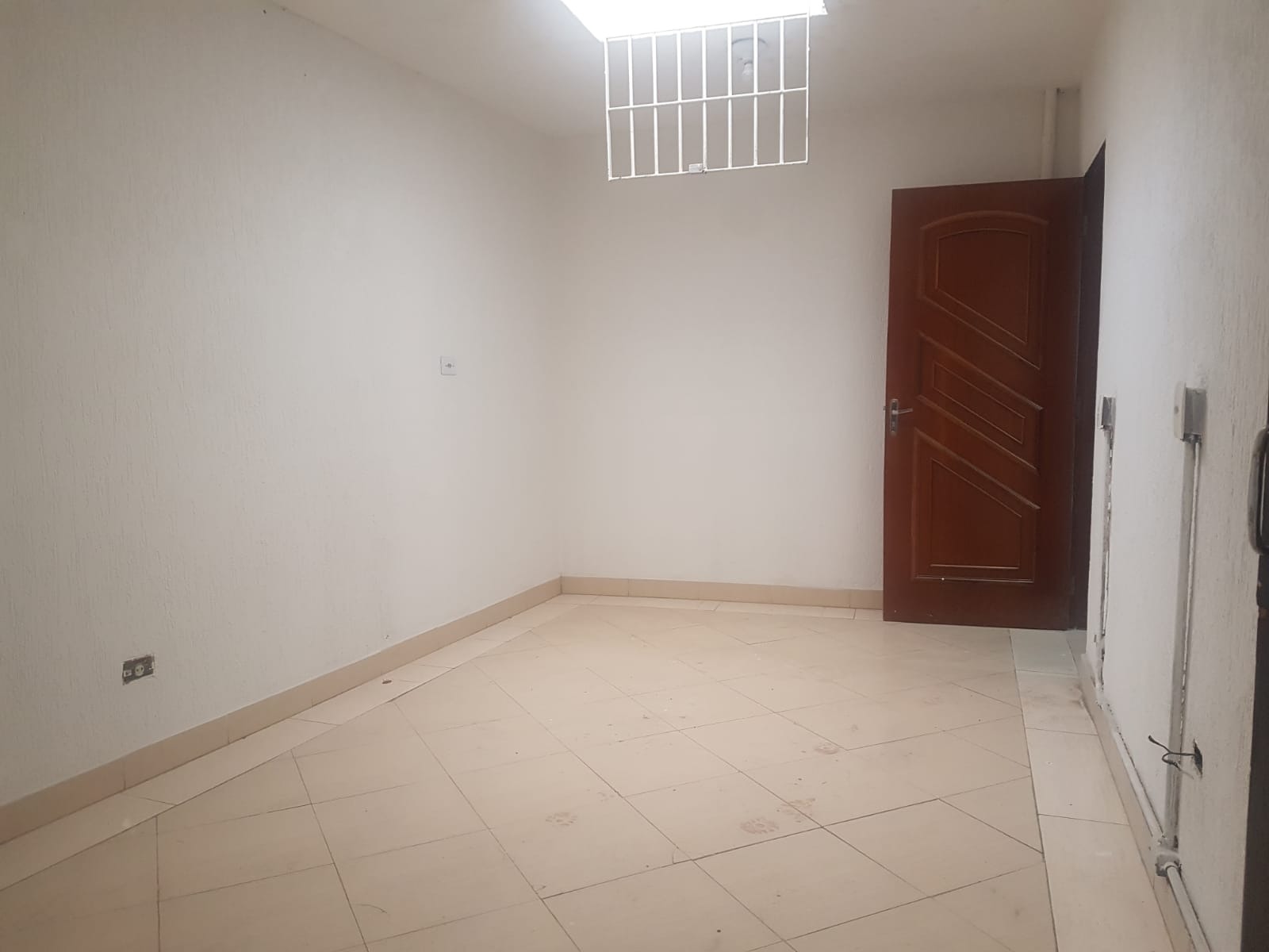 Salão Comercial com 350m² para Venda – Mauá