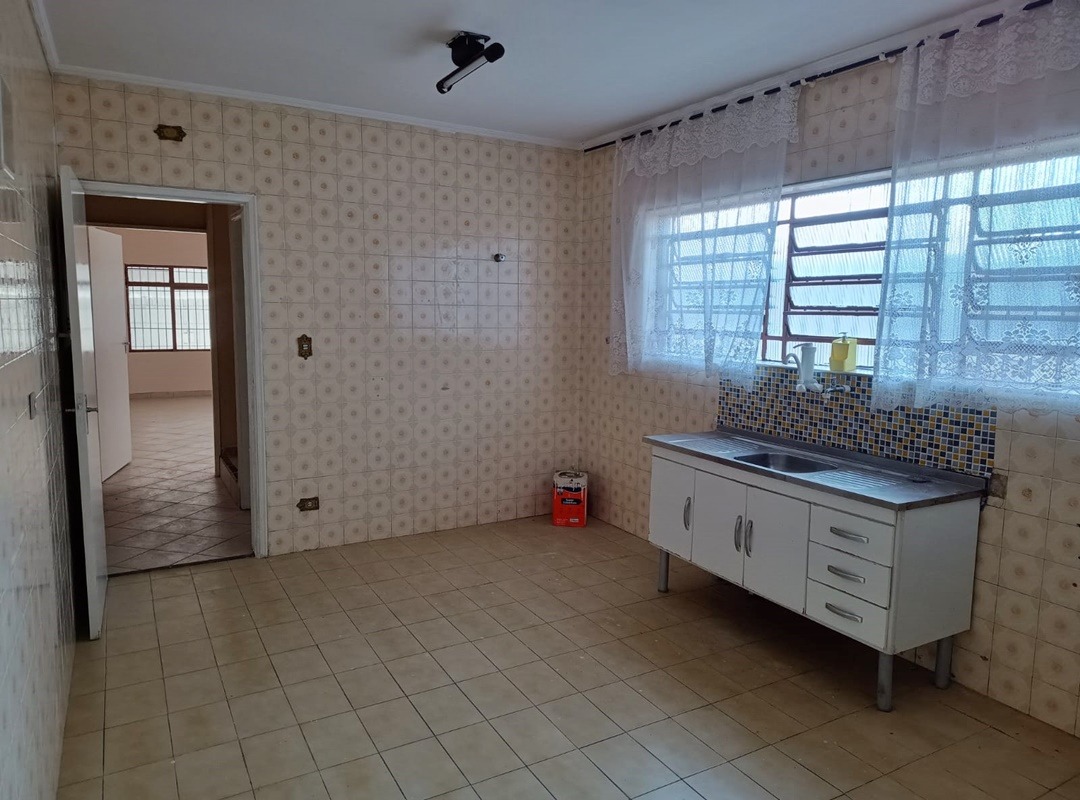 Casa Comercial com 196.76m² para Venda – Diadema