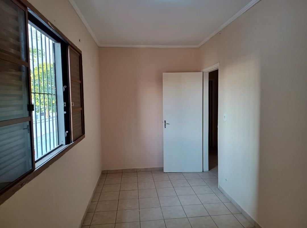 Casa Comercial com 196.76m² para Venda – Diadema